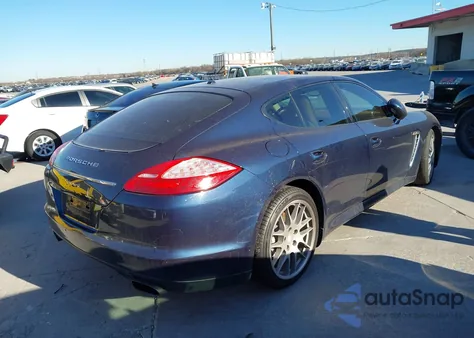 2011 Porsche Panamera 4 z USA, uszkodzony, nr VIN WP0AA2A7XBL013400
